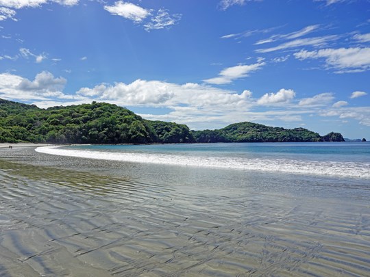 La plage tranquille de Playa Prieta dans la péninsule de Papagayo