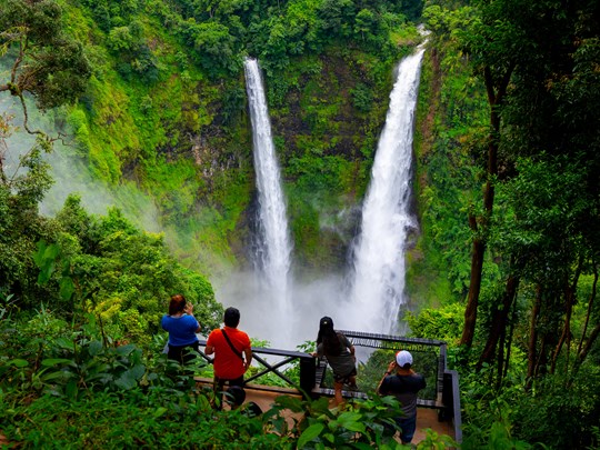 Les chutes de Tad Fan