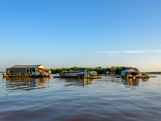 Le village flottant de Kampong Khleang