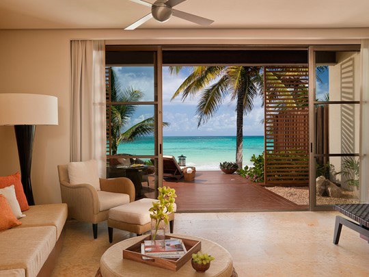 Beachside Lagoon View Suite