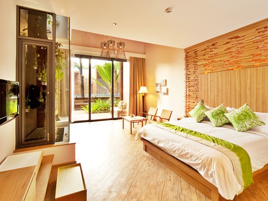 Poolside Villa 