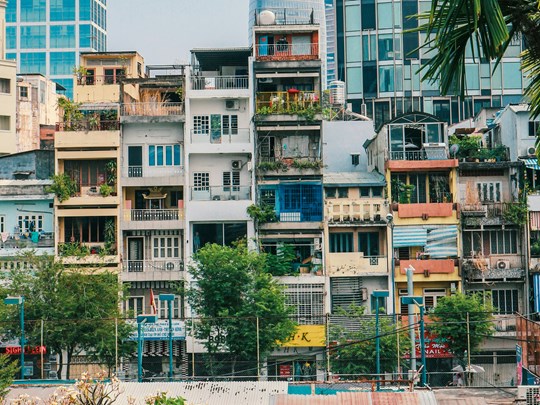 Les contrastes de l'ancienne Saigon