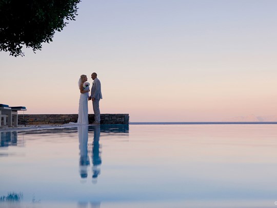 Mariage à l'hôtel St. Nicolas Bay situé à Crète