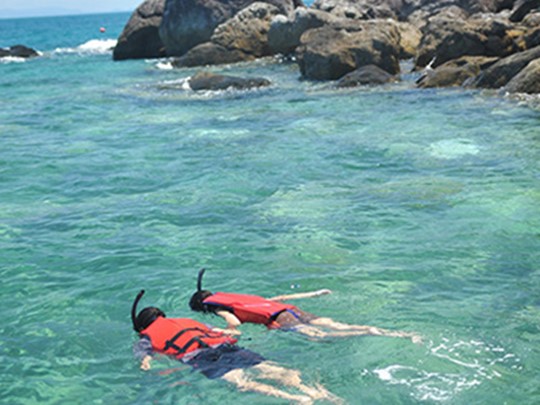 Snorkeling autour de l'île