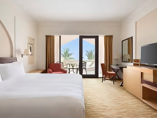 Al Bandar King Guestroom Sea View