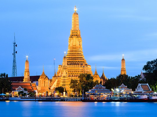 Le Temple de l'Aube (Wat Arun) à Bangkok