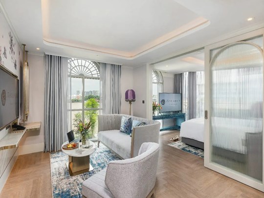 Riverfront Balcony Suite