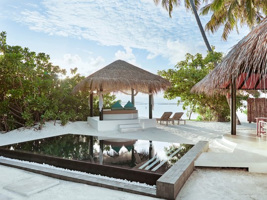 Family Deluxe Beach Villa with Pool