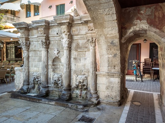 La fontaine Rimondi, joyau de Réthymnon
