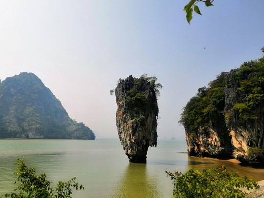 James Bond Island 