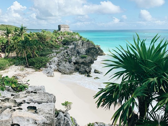 Le site de Tulum, entre jungle et mer turquoise