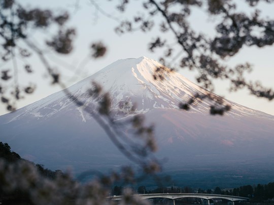 Admirez la montagne sacrée du Japon
