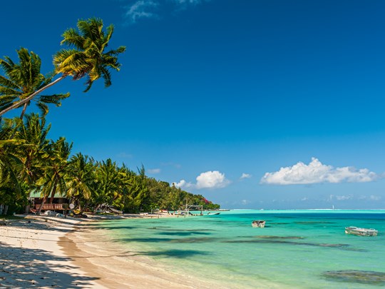 Journée en famille sur la plage Matira