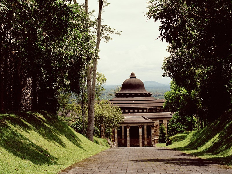 L'entrée de l'hôtel Amanjiwo, à Java