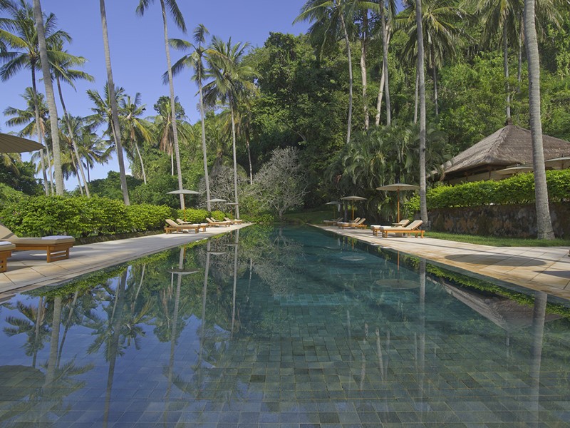 Autre vue d'une piscine de l'hôtel Amankila 