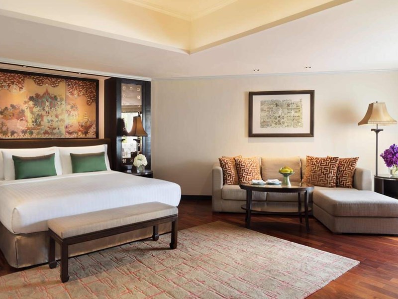 Junior River View Suite