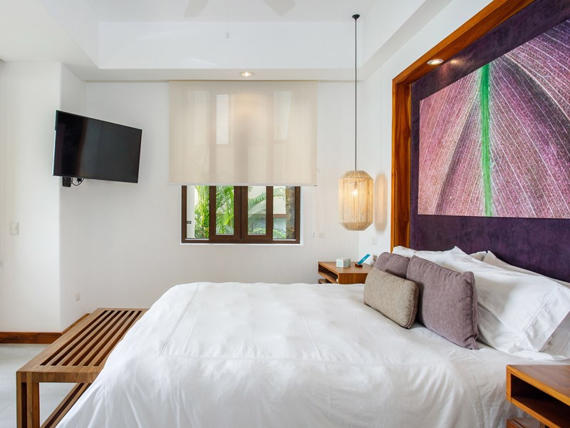 La Ocean Breeze Room