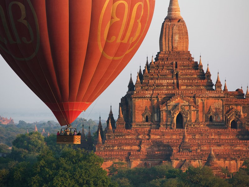 Explorer le site archéologique de Bagan