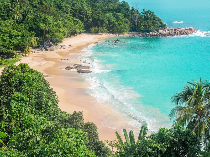 Découvrez les magnifiques plages de Phuket en Thaïlande