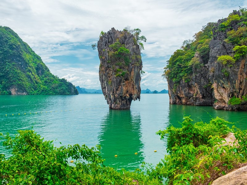 Les paysages grandioses de la baie de Phang Nga