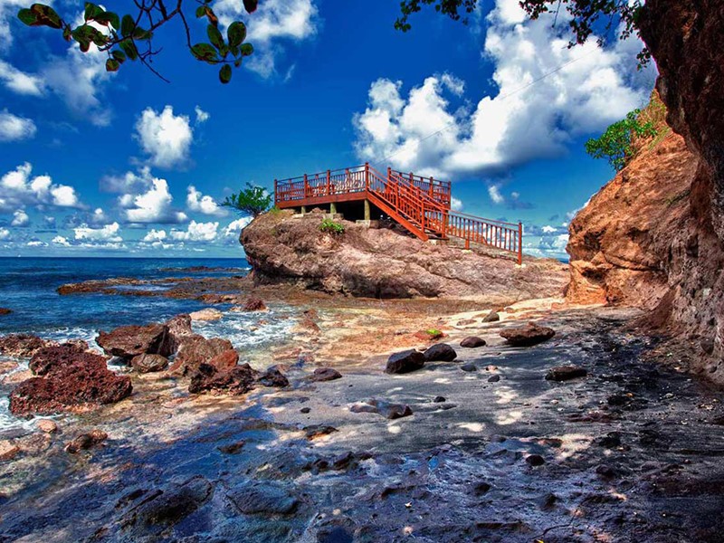 Le Cap Maison est situé au bord de la mer des Caraïbes