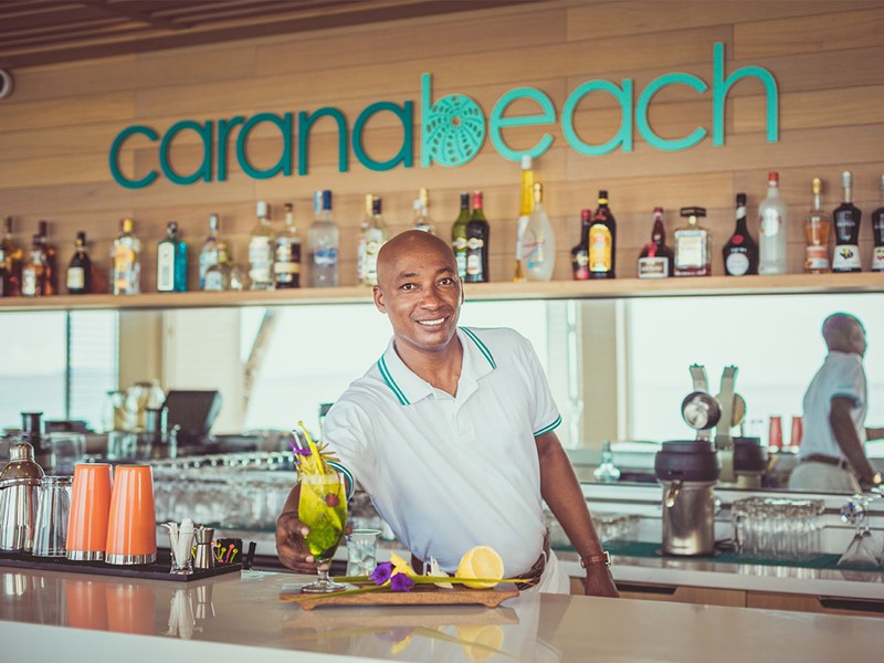 Le bar du Carana Beach Chalet aux Seychelles