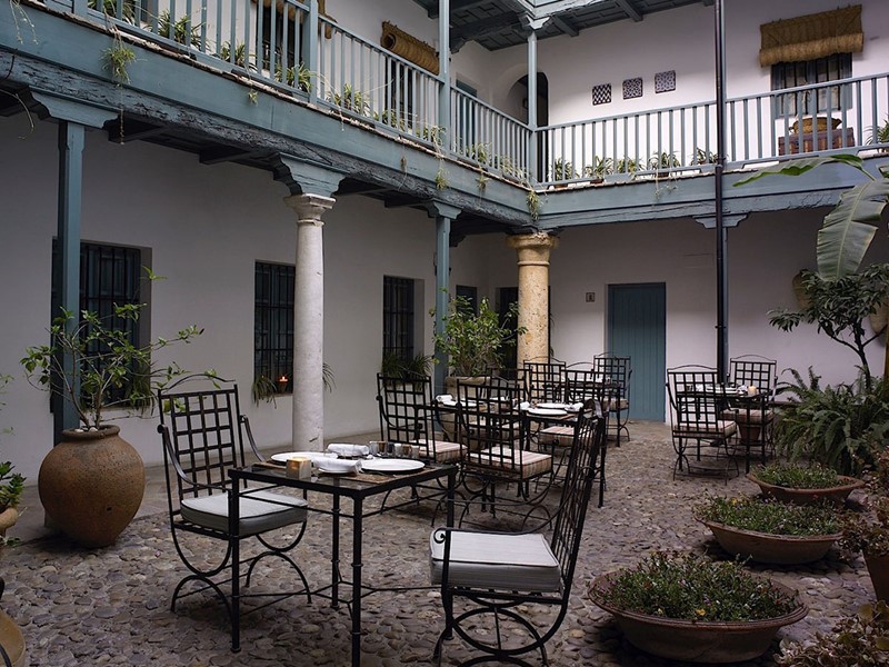 Autre vue du restaurant Azahar de l'hôtel Casas del Rey situé en Espagne