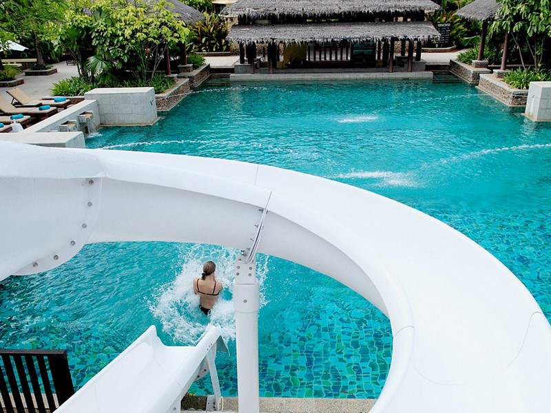 La piscine de l'hôtel Centara Tropicana situé à Koh Chang
