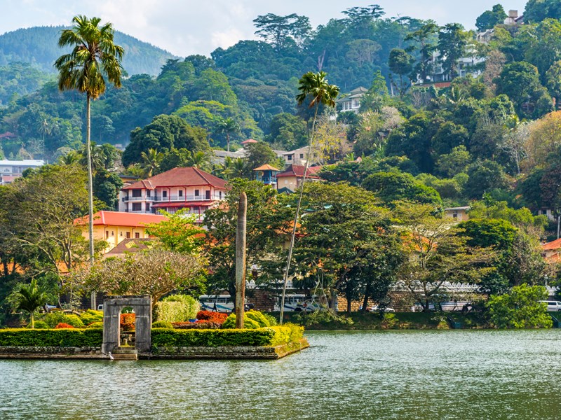 Le havre de paix du lac de Kandy