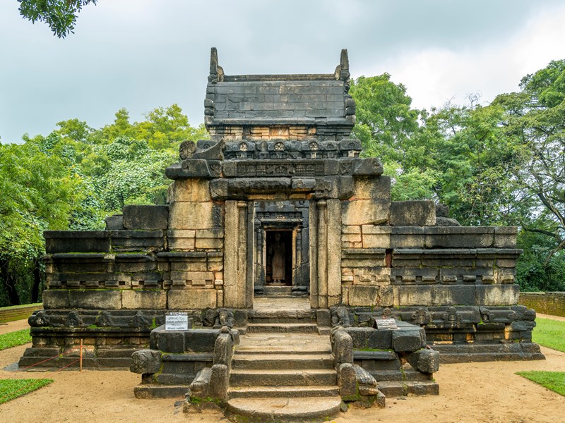 Le temple ancien de Nalanda Gedige