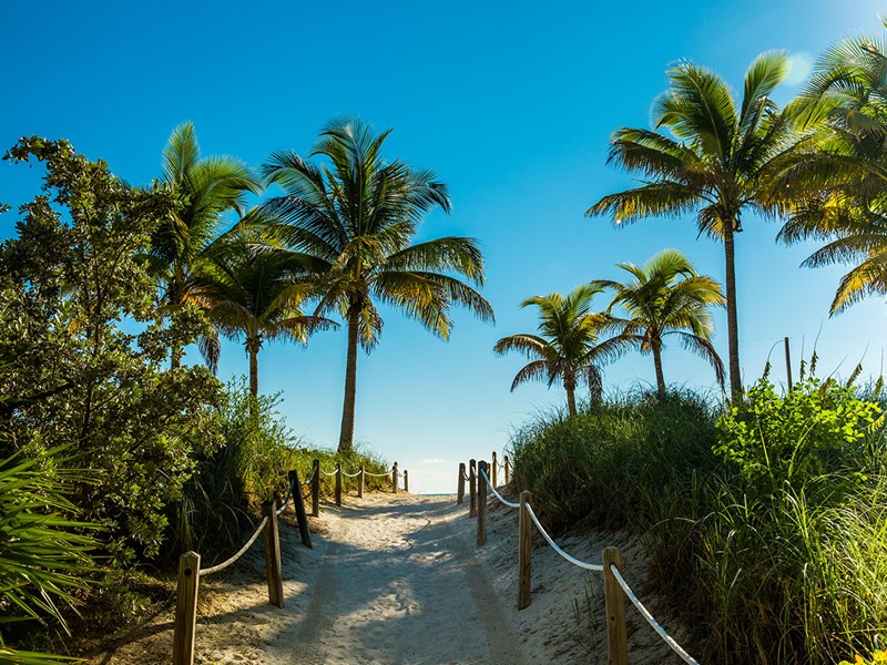 L'accès de la magnifique plage de Miami