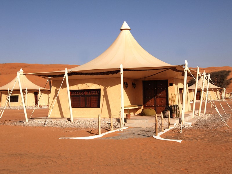 Vue du Desert Night Camp situé au sultanat d'Oman