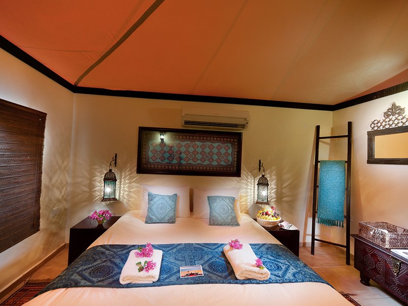 Autre vue de la Deluxe Tented Suite du Desert Night Camp situé au sultanat d'Oman