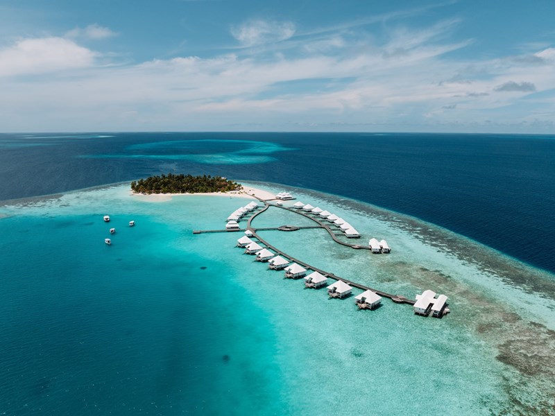 Un atoll intime et un lagon cristallin