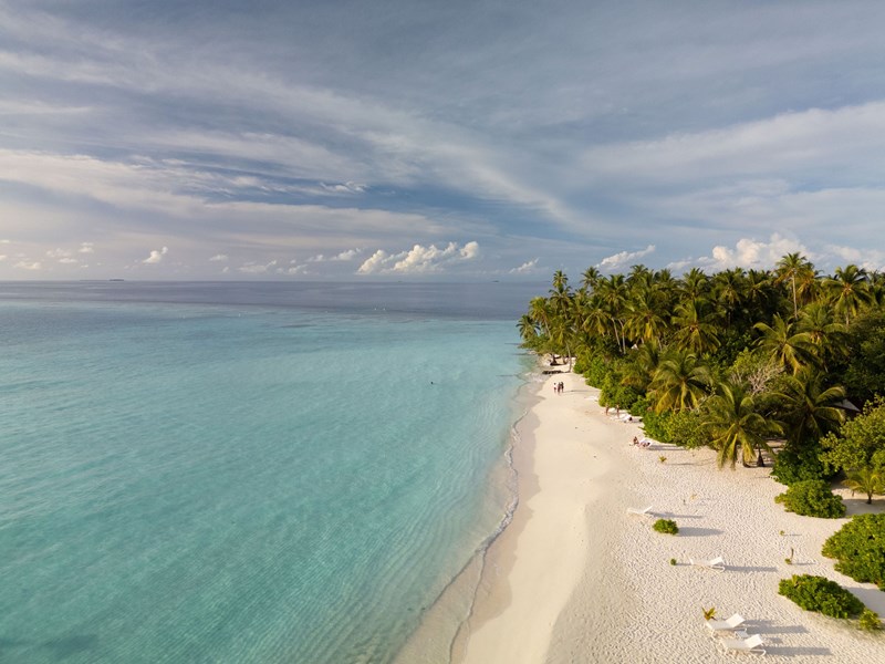 Un lagon aux bleus infinis