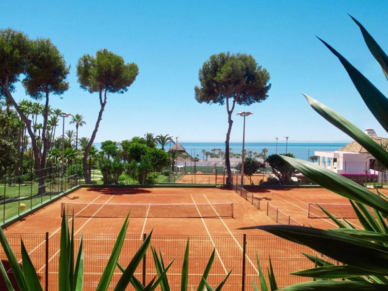 Un court de tennis de haut niveau