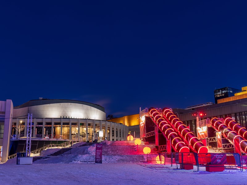 Les installations lumineuses du festival Montréal en Lumière 