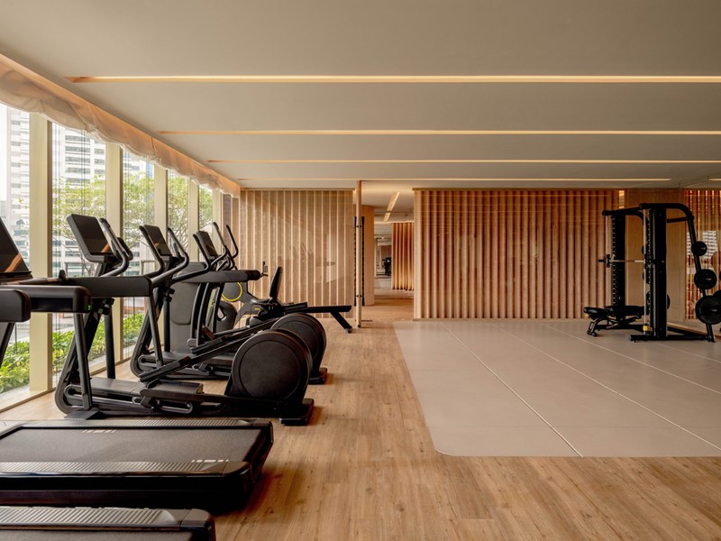 Vaste espace de remise en forme