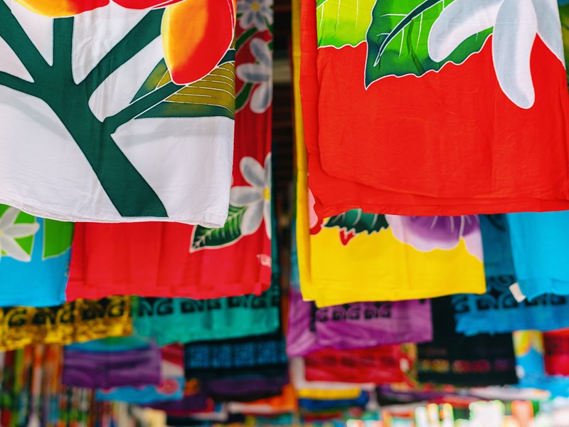 Découvrez les marchés colorés de Papeete