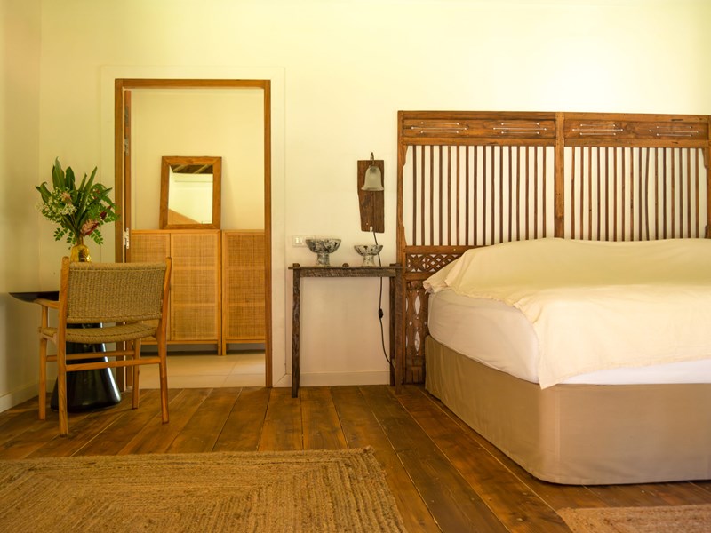 Garden Bungalow Suki