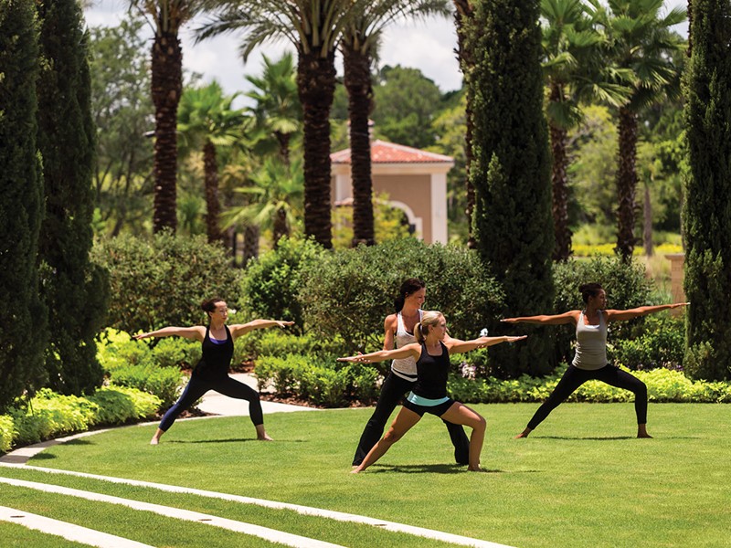 Yoga au Four Seasons Orlando, situé aux Etats-Unis