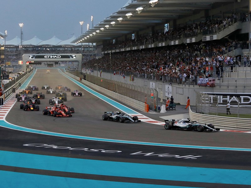 Rejoignez le circuit de Formule 1 aisément, muni de vos billets ! 
