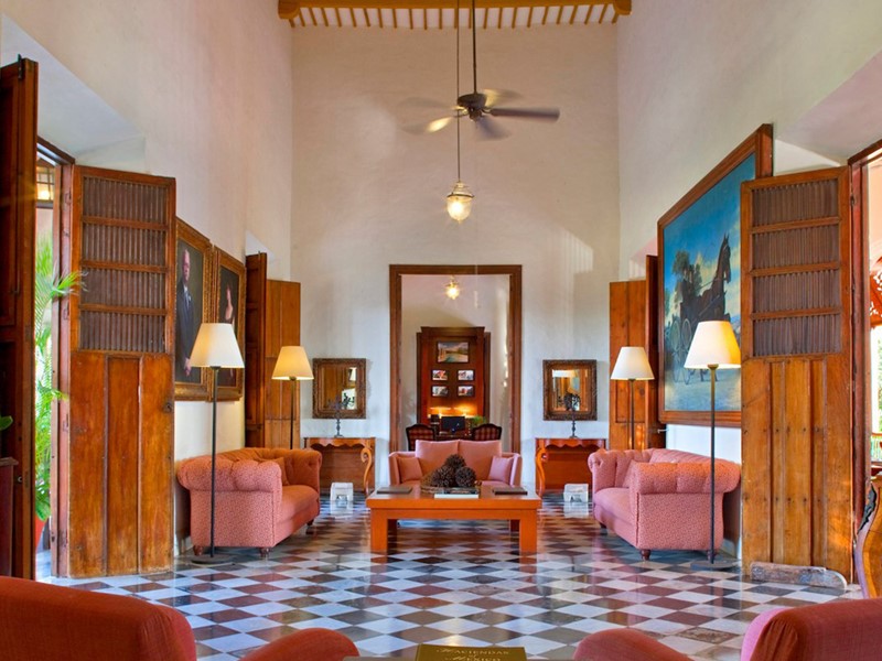 Le lobby de l'Hacienda Temozon situé au Mexique