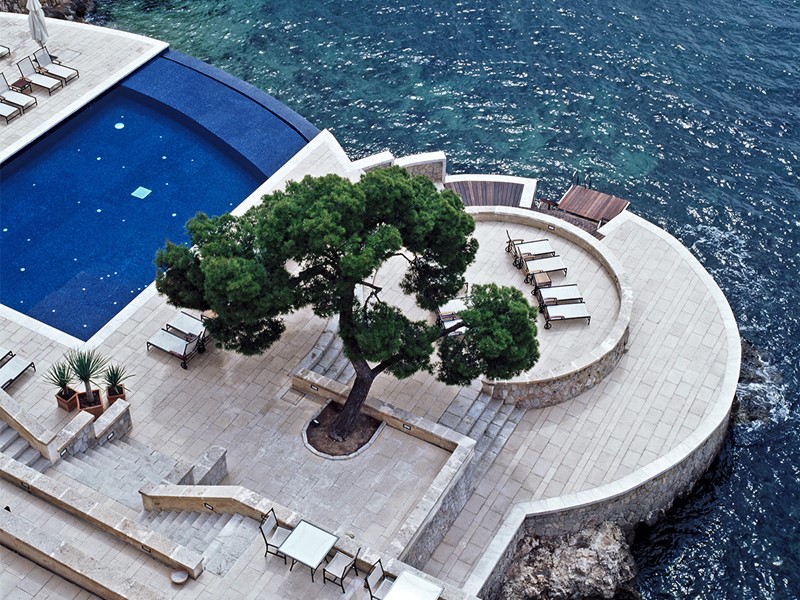 La piscine de l'hôtel Hospes Maricel aux Baléares