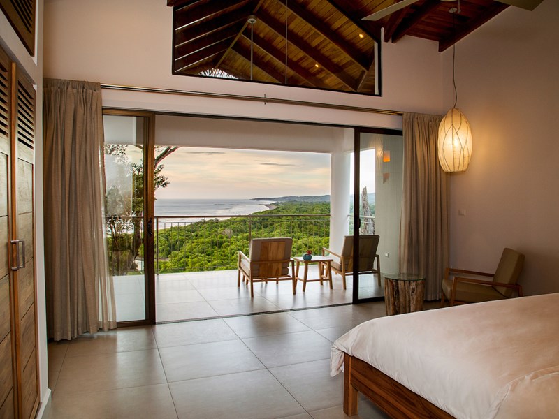 Flor Blanca Suite
