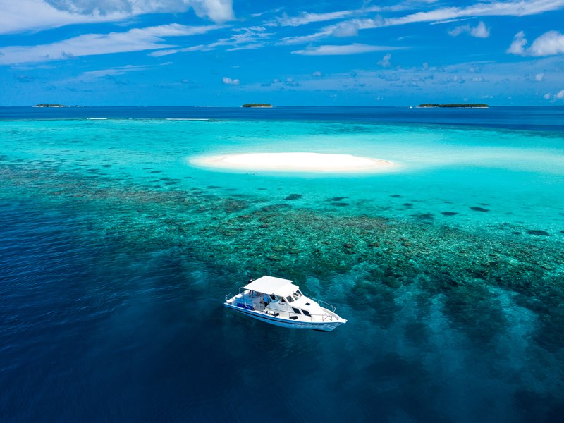 Des transferts en bateau vers votre île-hôtel