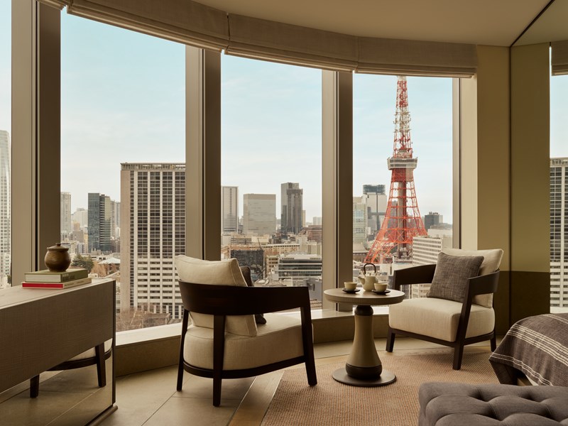 Corner Suite
