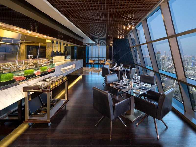 Le restaurant Ray's Grill du Jumeirah At Etihad Towers
