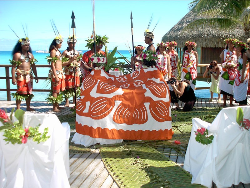 Mariage à l'hôtel Kia Ora, en Polynésie