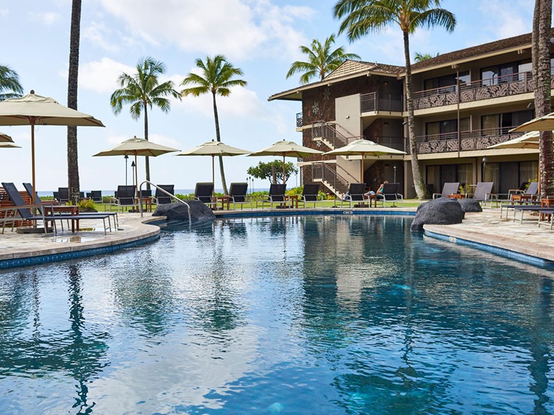 Profitez de la superbe piscine du Koa Kea, à Hawaii.